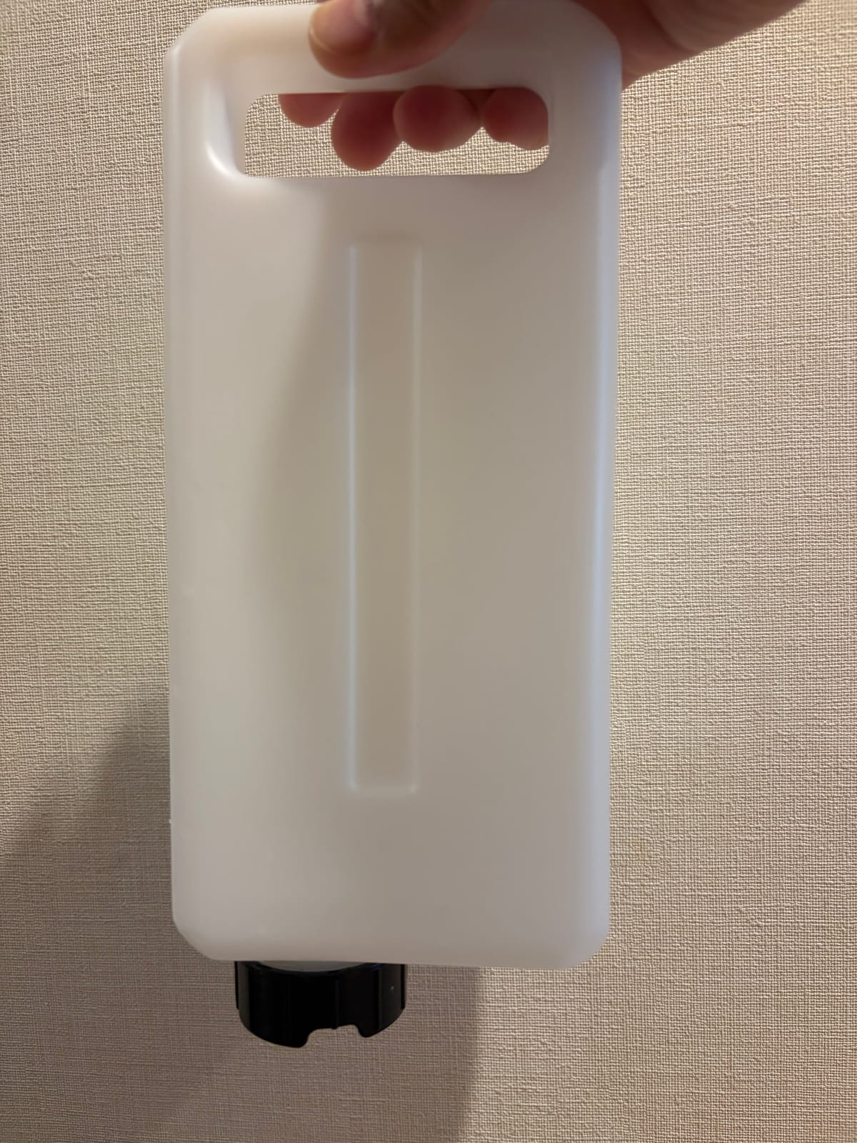 空になったF-MV5000Cの給水タンク